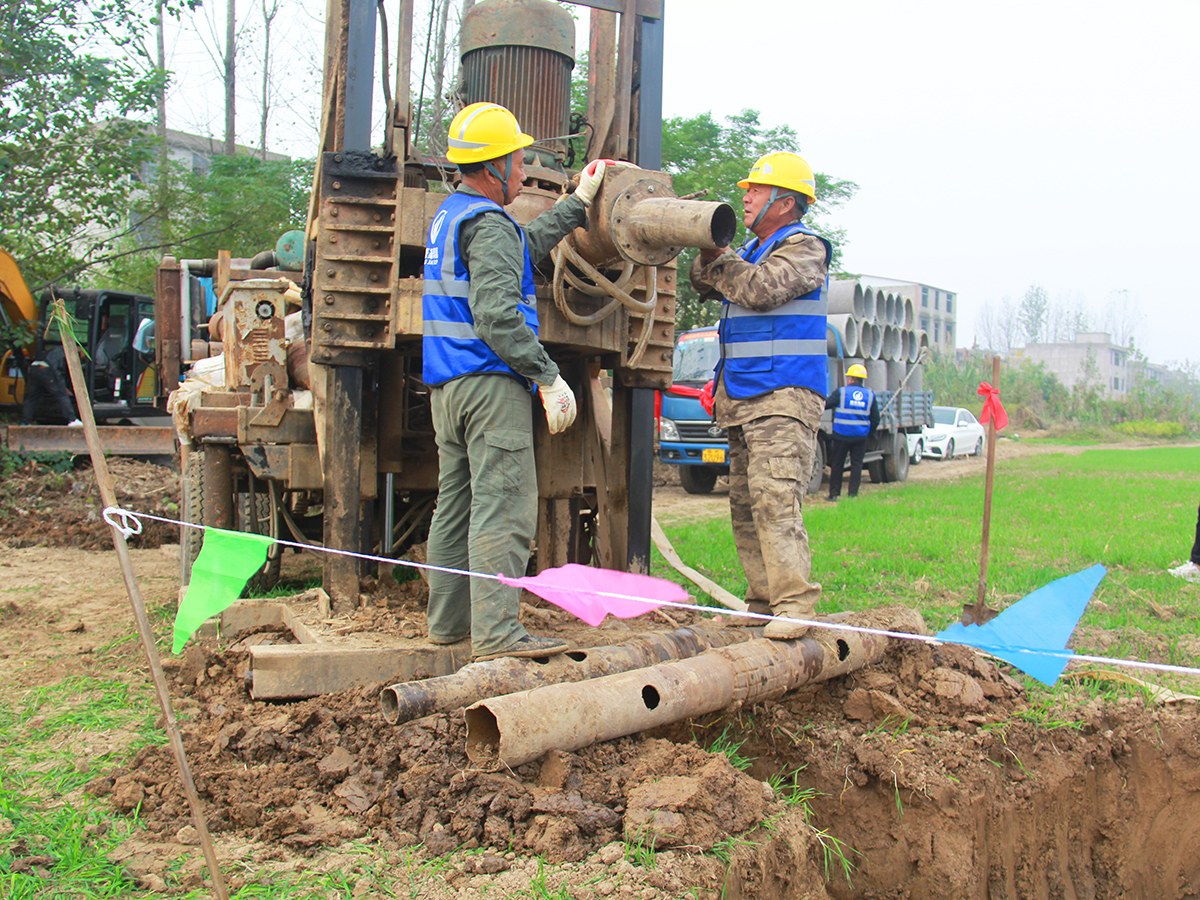 阜南縣2021年高標(biāo)準(zhǔn)農(nóng)田建設(shè)項(xiàng)目節(jié)水灌溉工程開(kāi)工儀式3